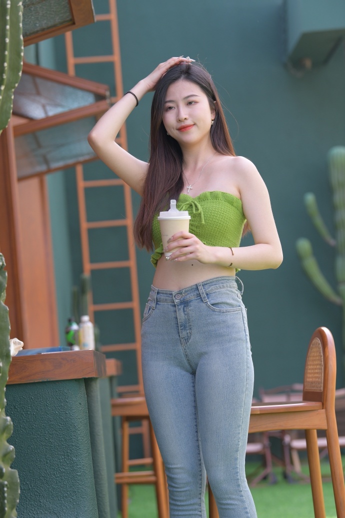 二区久久婷婷日韩欧美一区